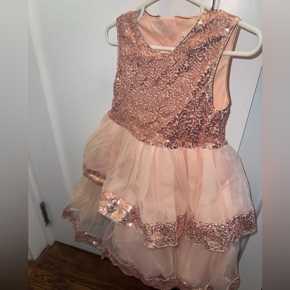 SHEIN Glittering Pink Sequin Kids Dance Dress